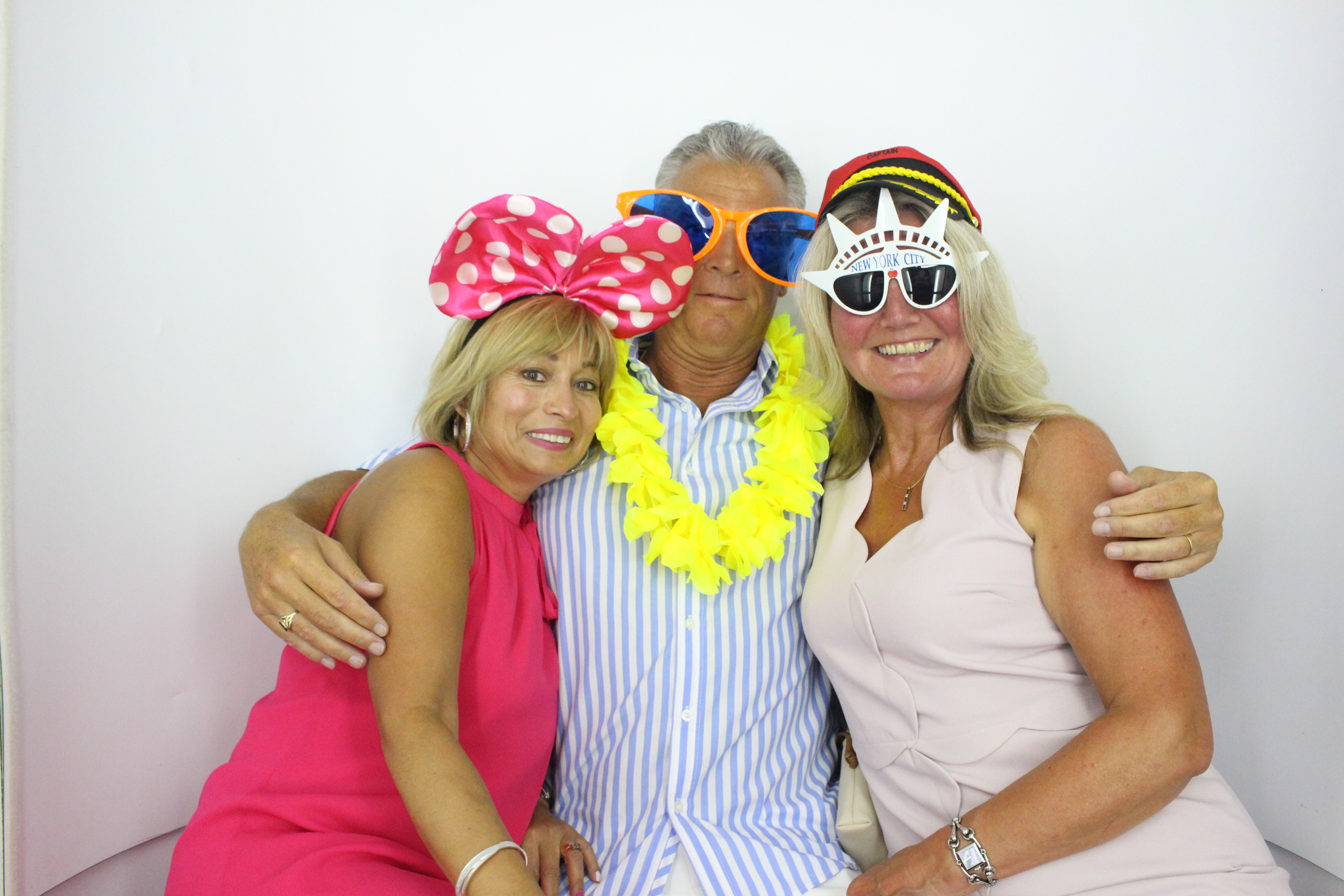 Gary & Debbies Wedding | View more photos from the event at gallery.myphotoboothexperience.co.uk/u/MyPhotoBoothExperienceLtd/Gary-Debbies-Wedding